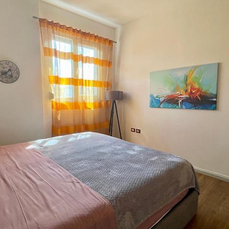 21° Bs Pazari City Center Comfort Apartment Tirana Bagian luar foto