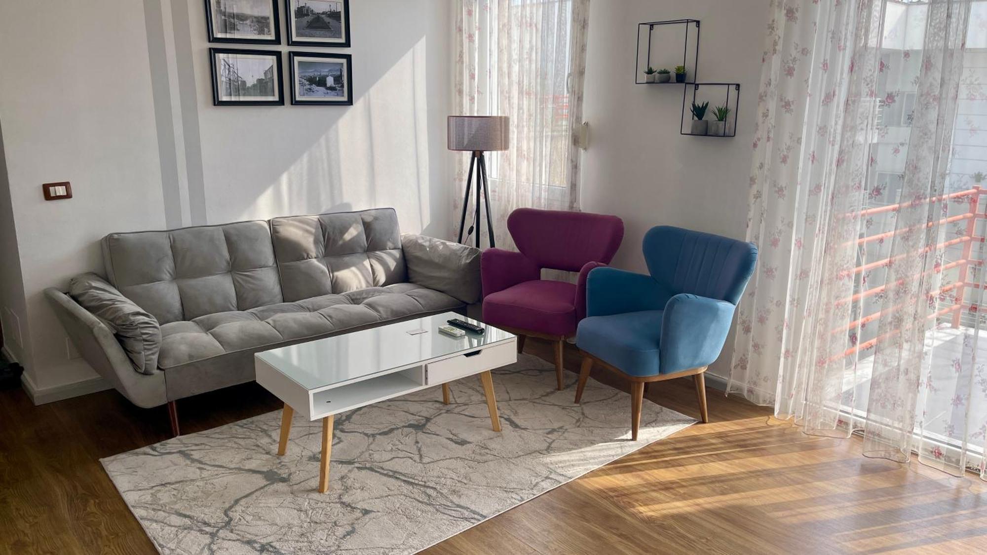 21° Bs Pazari City Center Comfort Apartment Tirana Bagian luar foto