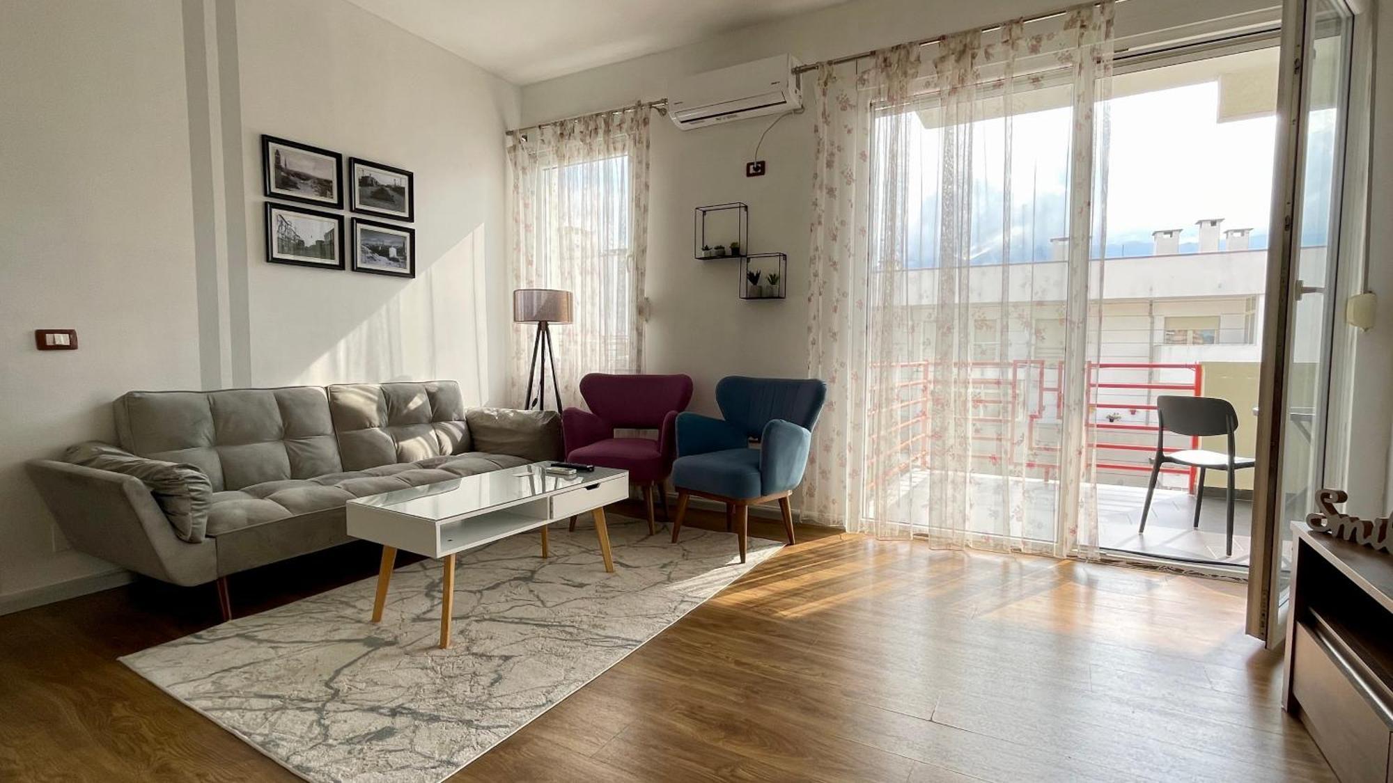 21° Bs Pazari City Center Comfort Apartment Tirana Bagian luar foto