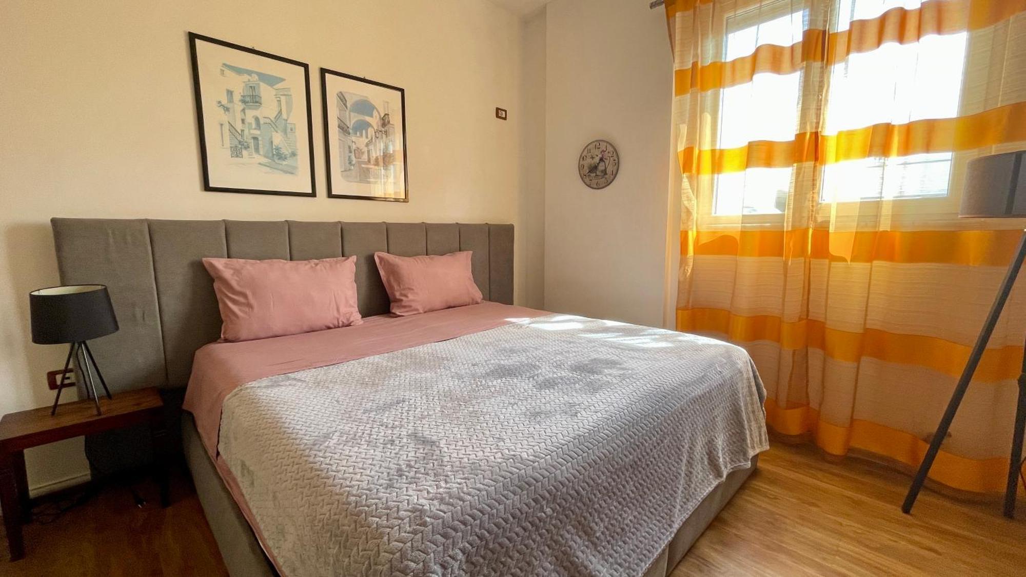 21° Bs Pazari City Center Comfort Apartment Tirana Bagian luar foto